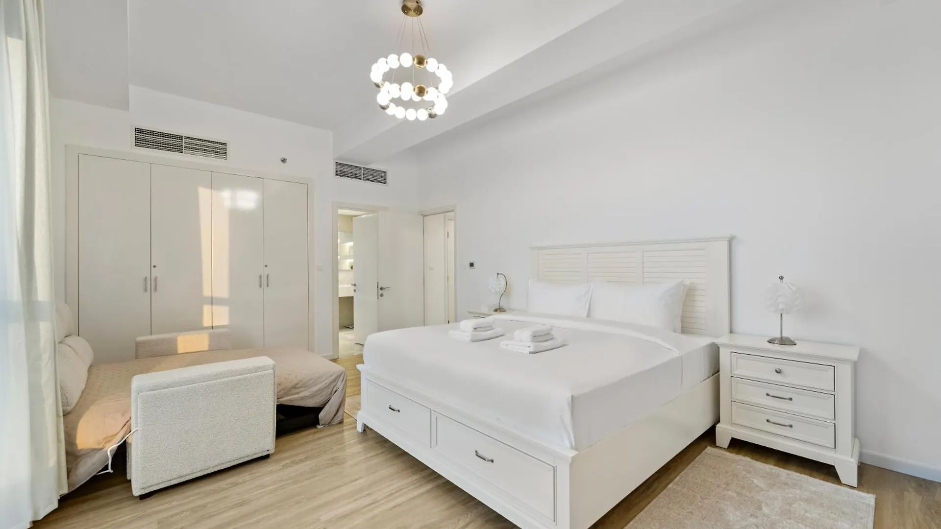 Elegant 2Br With Seaview In Jbr L Walk To The Beach Dubai 0*,